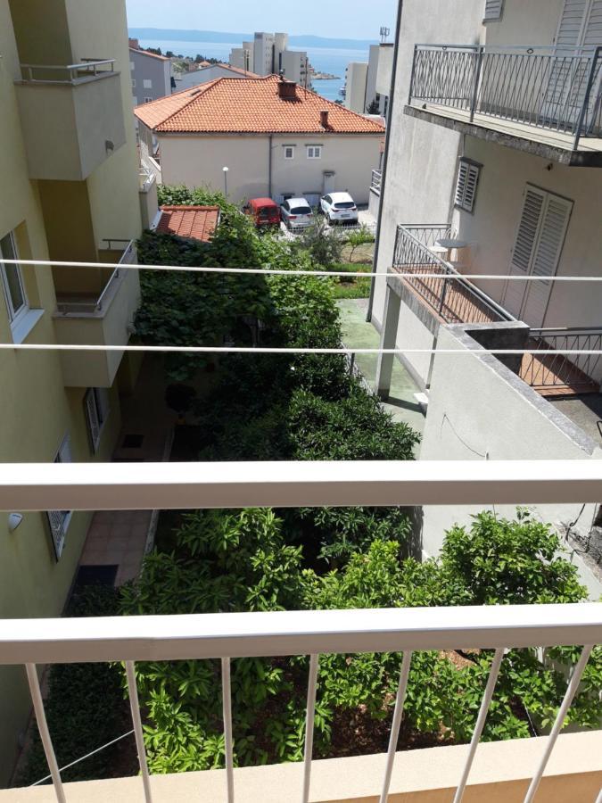 Apartments Smiljana Mucic Makarska Exterior photo